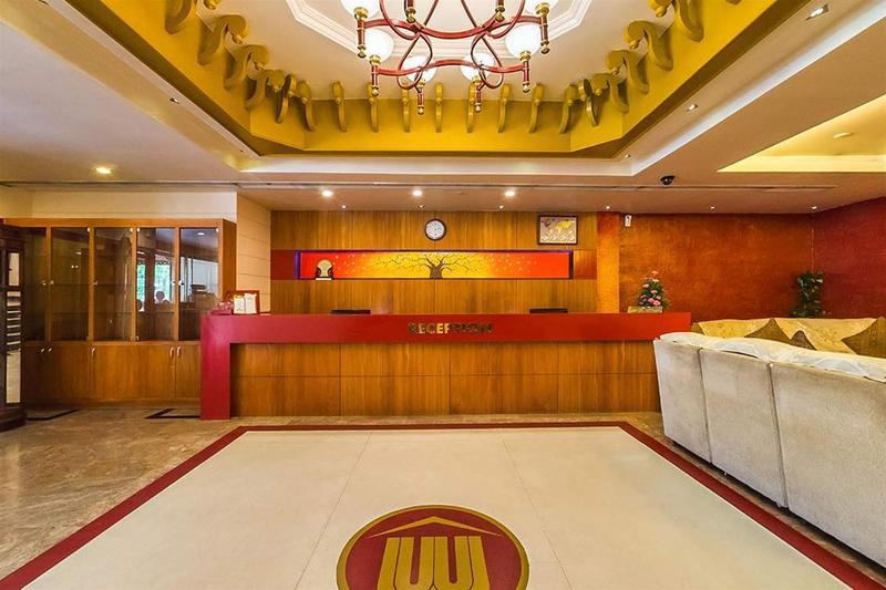 Westway Hotel Кожикоде Экстерьер фото